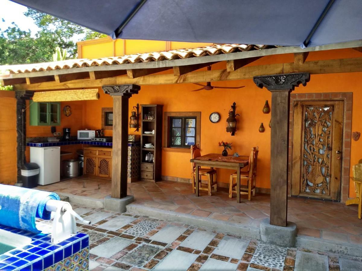 Casa De Como Ajijic Exterior photo