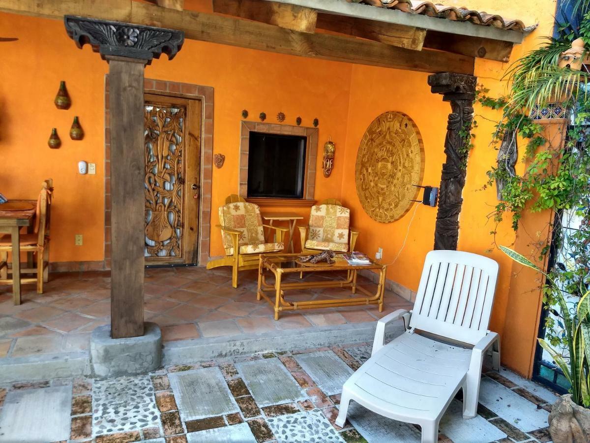 Casa De Como Ajijic Exterior photo